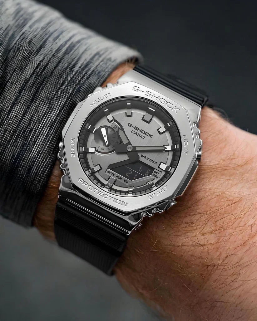 Casio G-Shock GM-2100-1ADR Metal Silver & Black 7AA Premium Watch for Unisex